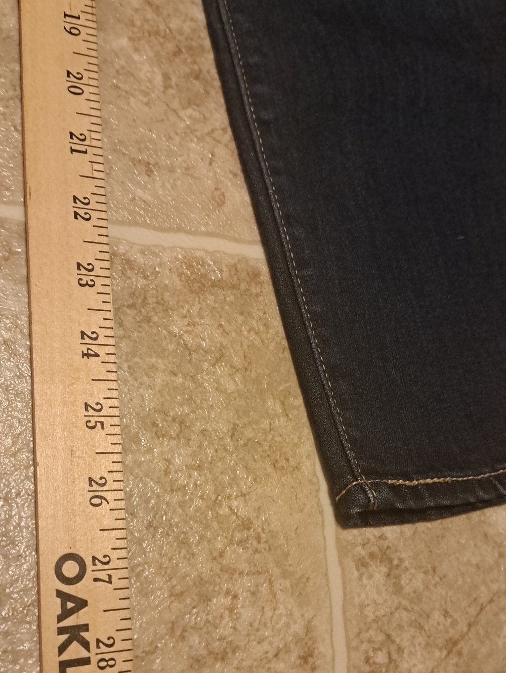 Signature by Levi Strauss Women's Slim Straight Jeans - Dark Wash Blue. Size 32. - Picture 8 of 10
